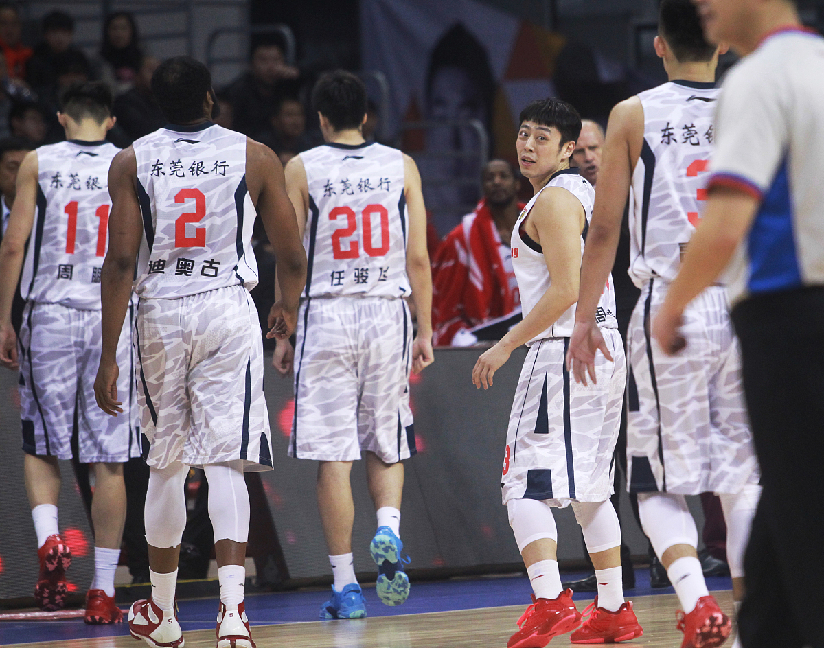 包含球队的团结合作与默契配合,决定了比赛的胜负的词条 包含球队的团结合作与默契配合,决定了比赛的胜负的词条