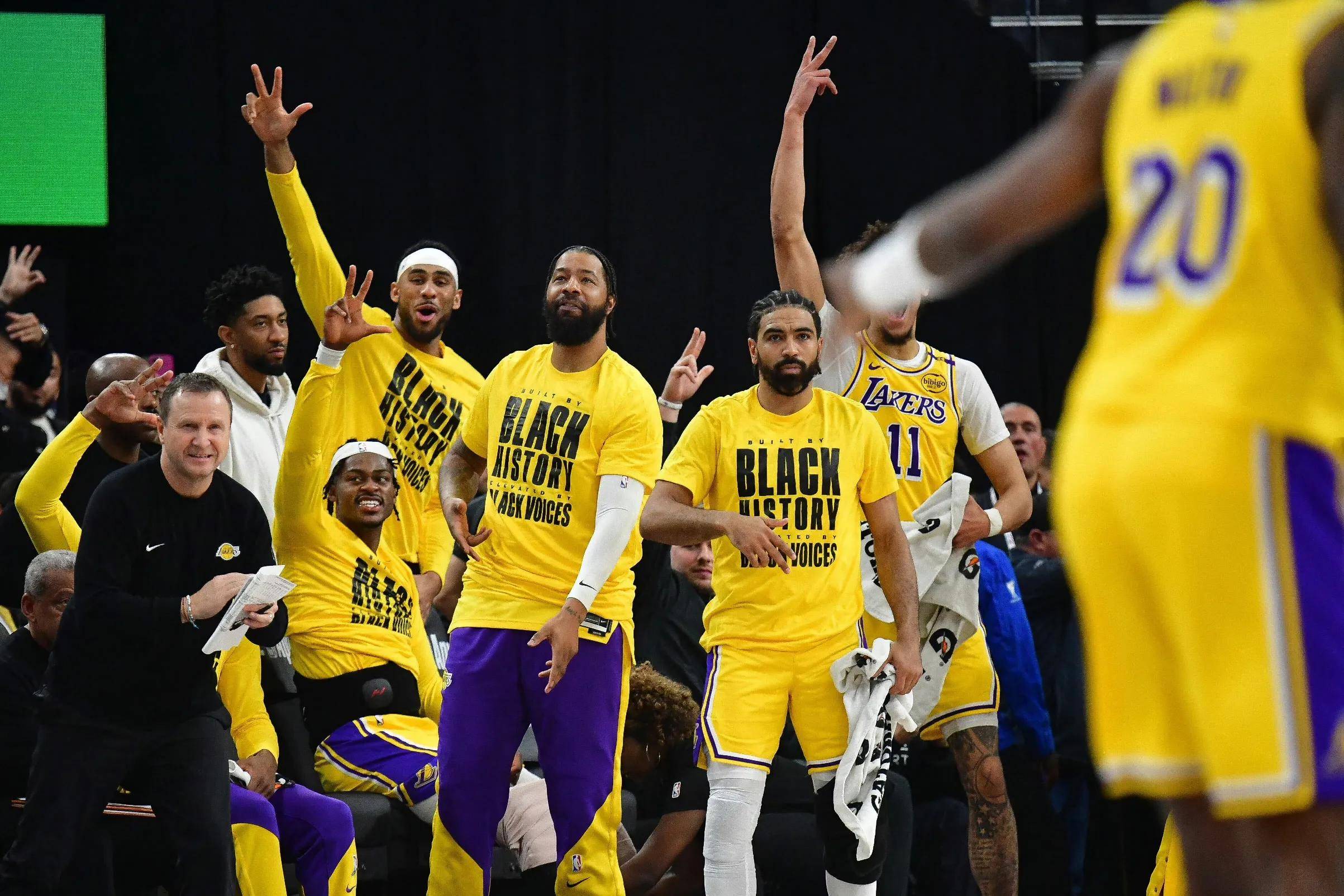 包含詹姆斯三双领衔湖人大胜快船,晋级西部半的词条 包含詹姆斯三双领衔湖人大胜快船,晋级西部半的词条