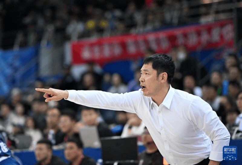 B体育体育课程-张庆鹏领衔球队，赢得关键胜利的简单介绍