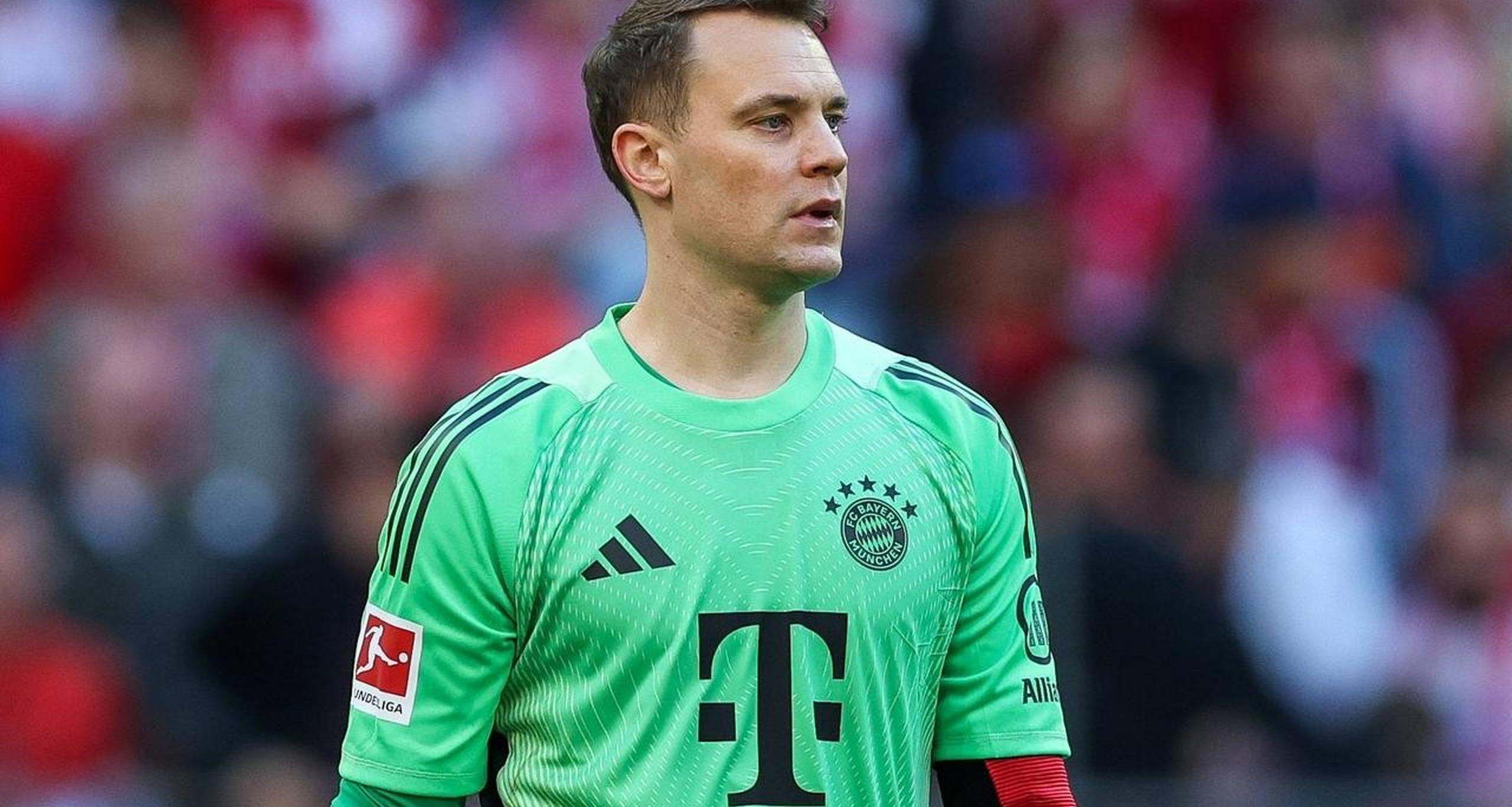 B体育体育官方入口-包含沙尔克04中场或加盟那不勒斯的词条