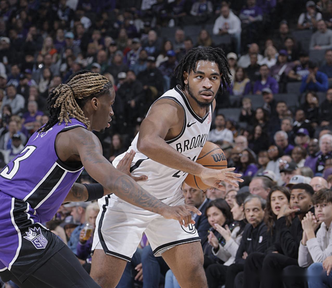 B体育体育官网-马刺横扫鹈鹕，德罗赞决胜时刻展现大心脏！的简单介绍