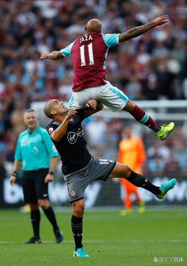 B体育体育中国官网-南安普顿队员积极训练，为了赢得下一场比赛的简单介绍